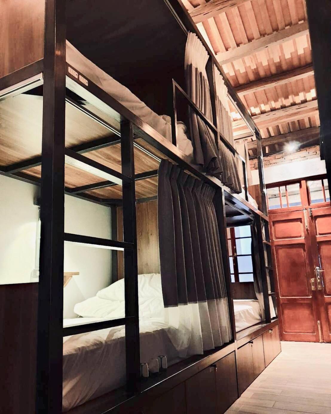 158 Hostel Tainan Bagian luar foto